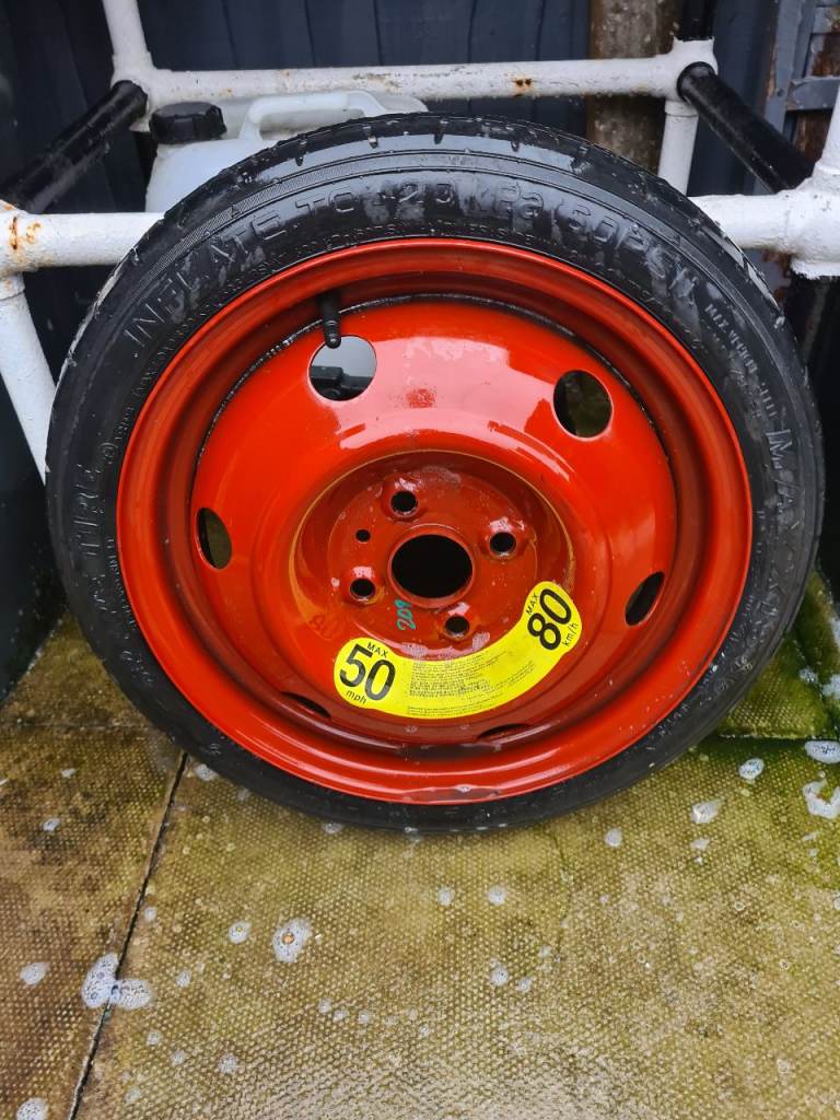 Hyundai i20 spare wheel