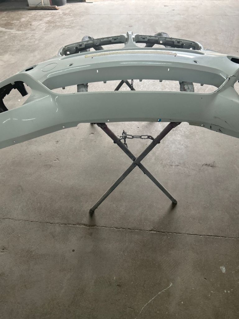 BMW X5 2017 front bumper damaged