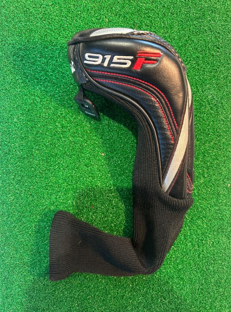 * SOLD *  TITLEIST 915F FAIRWAY WOOD HEADCOVER w/ club tag.