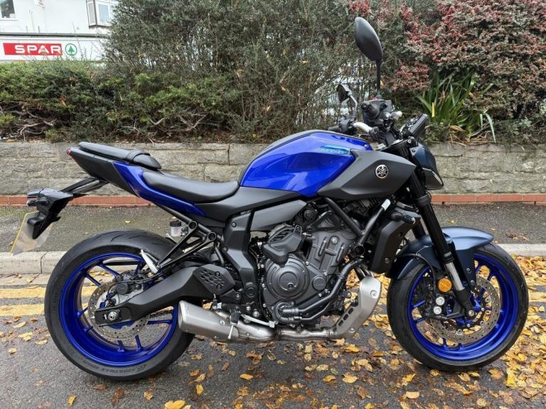 YAMAHA MT-07 Y-AMT 2025