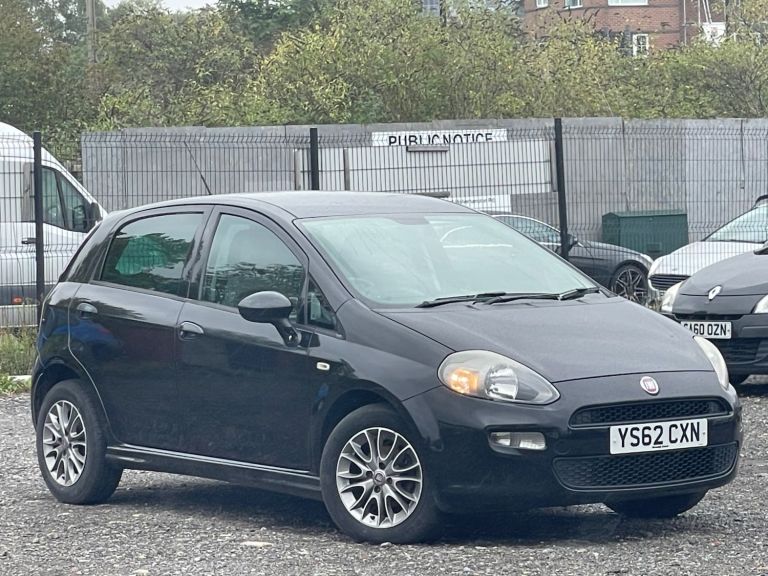 * 62 2013 FIAT PUNTO 1.4 GBT 5 DOOR + MEGA LOW 47K MILES | IDEAL 1ST CAR *