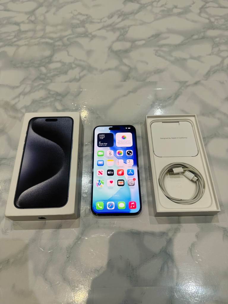 Apple iPhone 15 Pro Max 256 GB - BH 88% Blue Titanium Unlocked - Excellent
