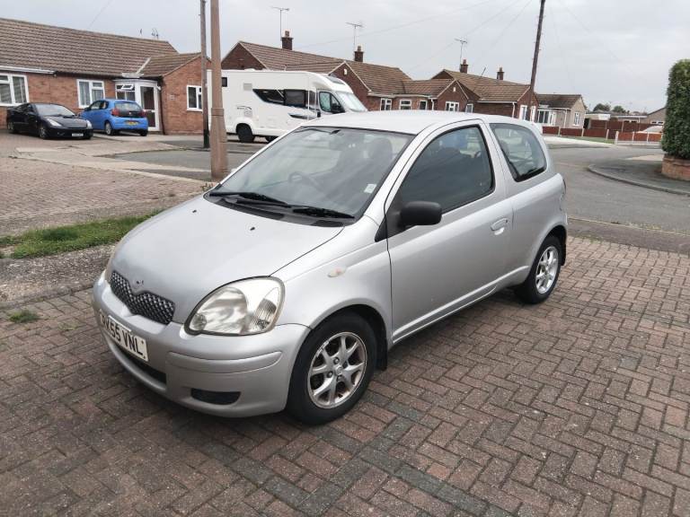 Toyota, YARIS, Hatchback, 2005, Manual, 1298 (cc), 3 doors