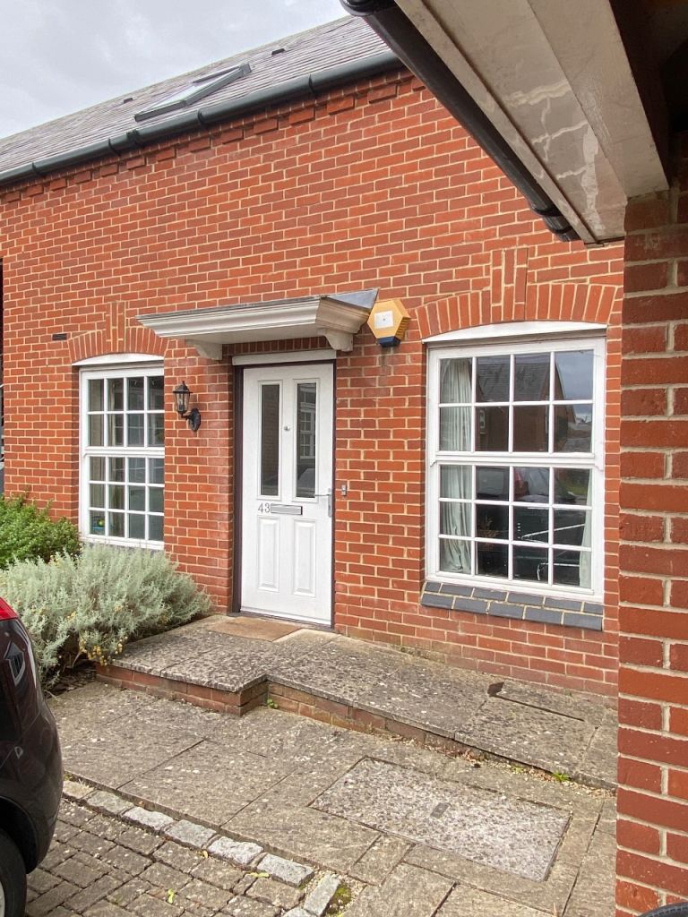 Oxford (Headington) 2 bed 2 bath with parking