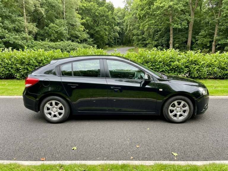2012 Chevrolet Cruze 2.0 VCDi LT 5dr HATCHBACK Diesel Manual