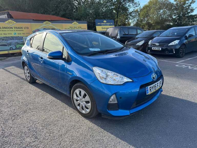 2015 Toyota Aqua Toyota Aqua Hybrid Petrol Blue 2015 5 Seater  1.5L Hybrid
