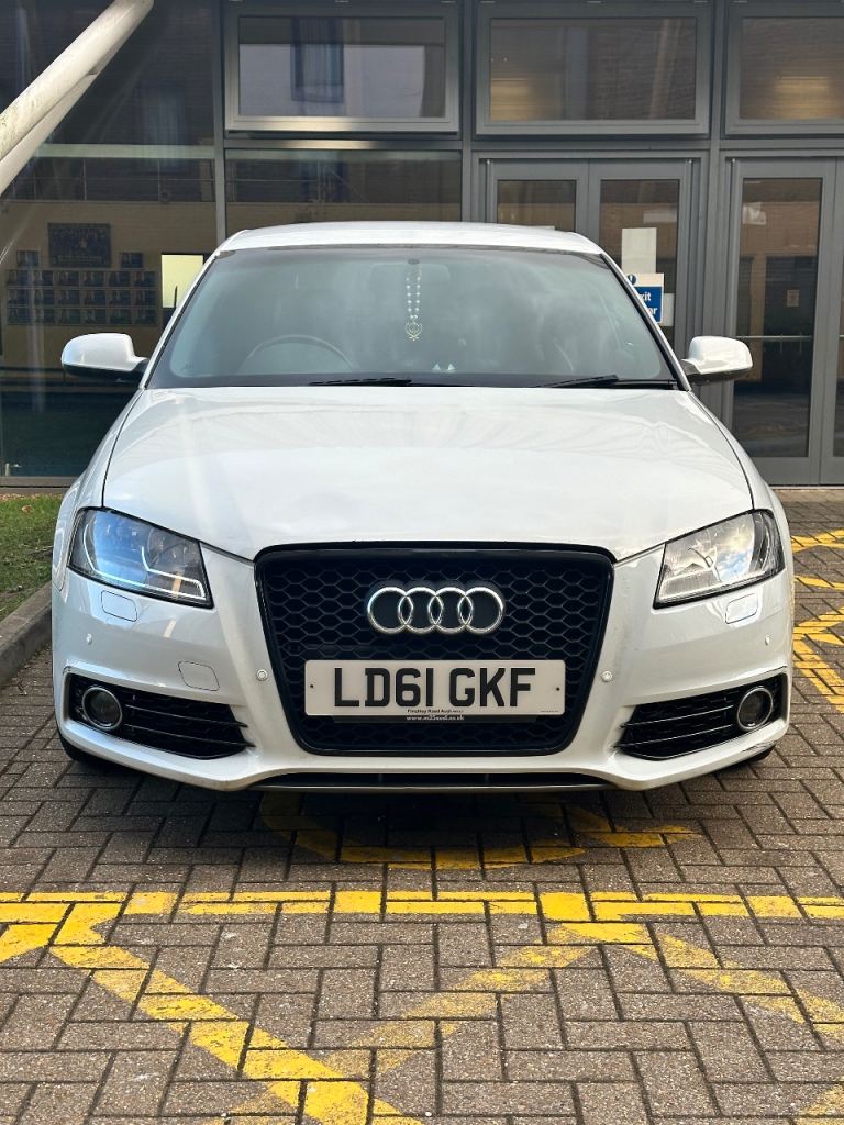 Audi, A3, Hatchback, 2011, Semi-Auto, 1197 (cc), 3 doors