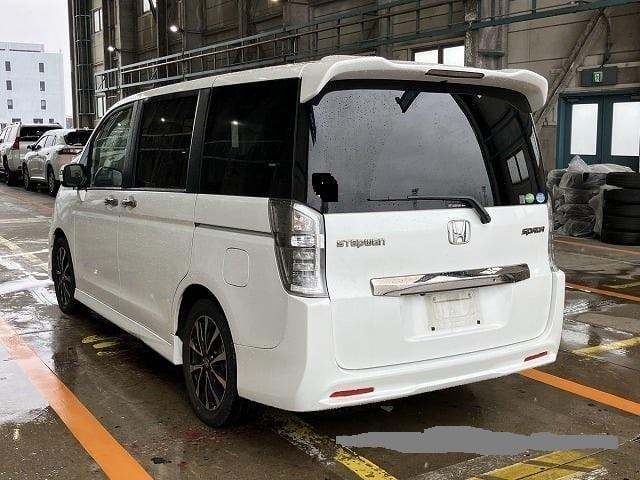 Honda stepwagon spada cool spirit 2.0 auto 7 seat 54K jap import 4.5grade -2013