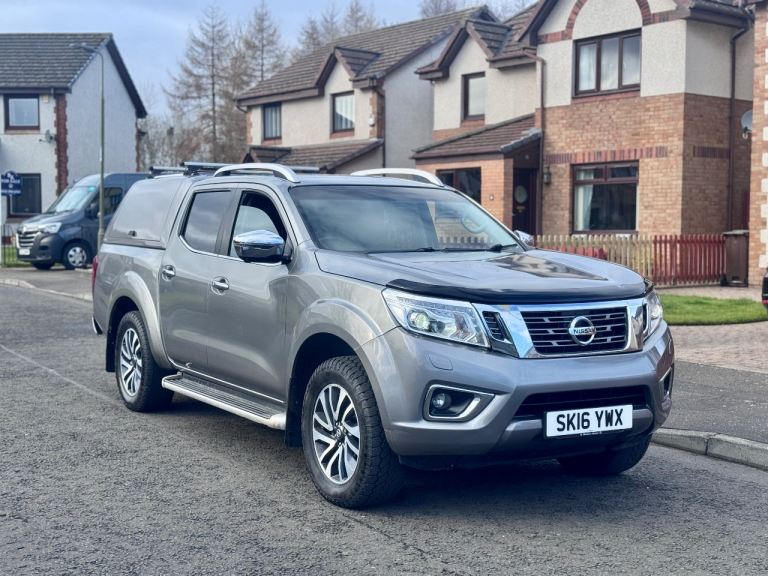 Nissan Navara Tekna NP300 2016 2.3 Dci 190 BHP Twin turbo pick up 4x4 