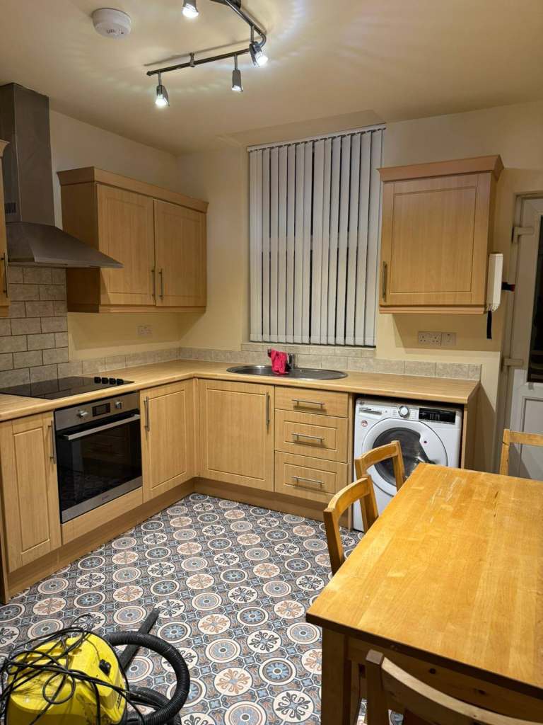 B16 One Bed Apartment Fully Furnished & Equipped in Edgbaston off Hagley Rd