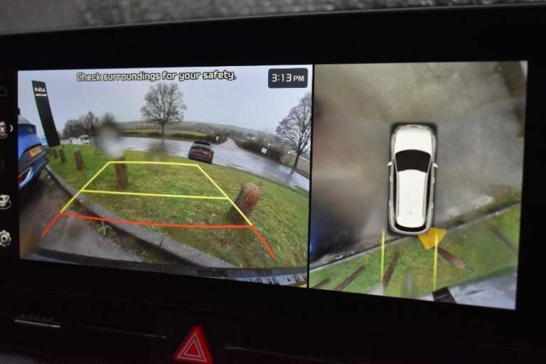 2025 Kia Sportage 1.6T Plug In Hybrid Gt Line S Suv 5dr Petrol Auto Awd Euro 6 (s/s) (241 Bhp EST...