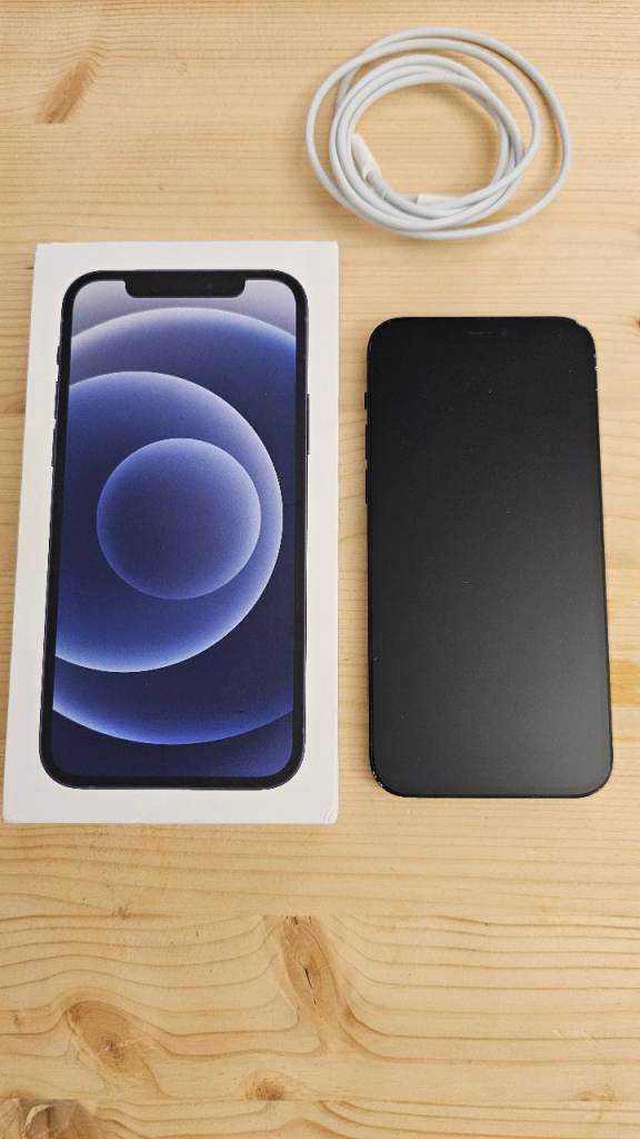 Apple iPhone 12 64GB Black