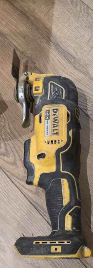 Dewalt multi tool 