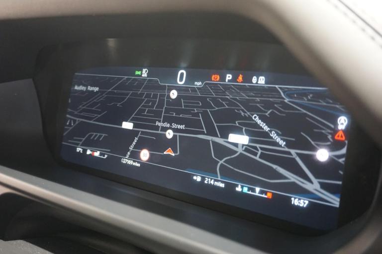 2023 Land Rover Defender 110 3.0 D250 MHEV HSE Hard Top SUV Auto 4WD MWB Euro 6 (s/s) 5dr PANEL V...