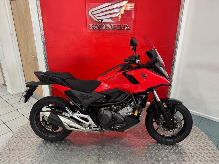 2026 '26' Honda NC750X DCT