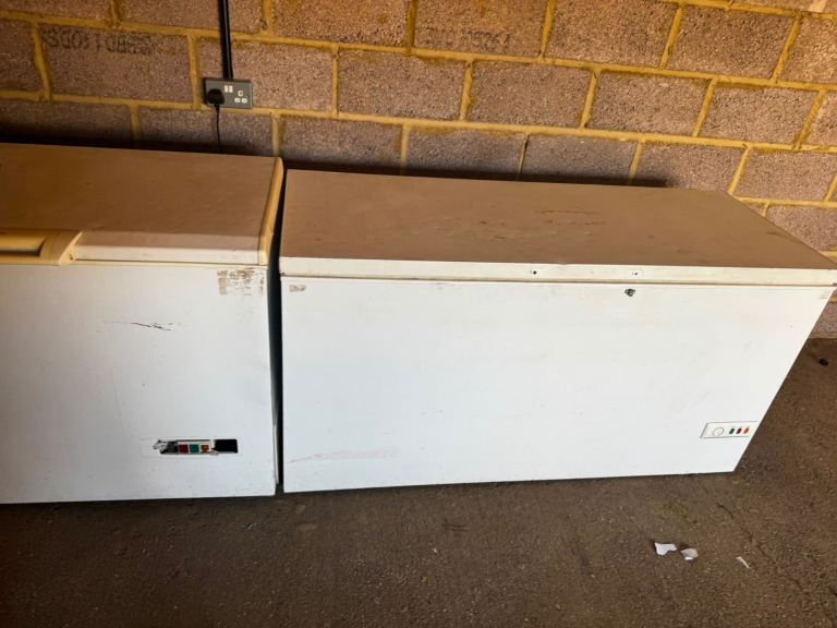 Commercial chest freezer all sizes available cafe shop restaurant takeaway 