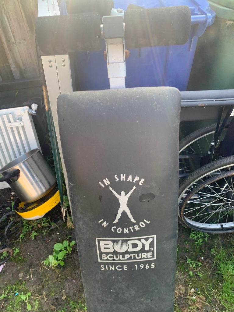 Body Sculpture Sit-Up Bench - Fair Condition