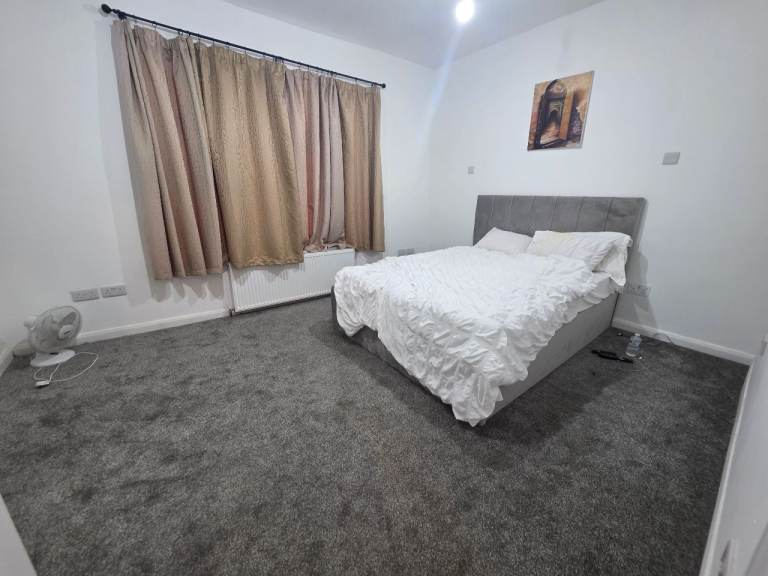 ALL BILLS INCLUDED, Spacious one bedroom flat 