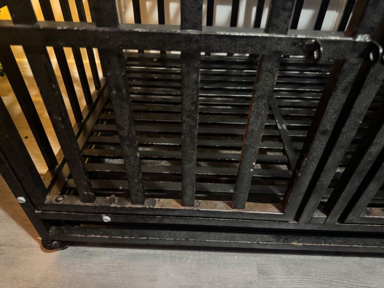 Large Dog cage