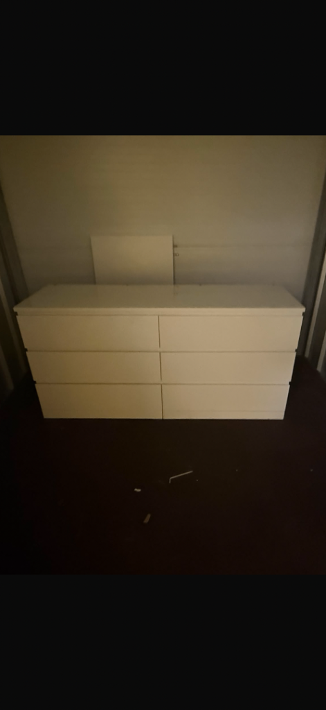 2 x Ikea malm 6 drawer chest 