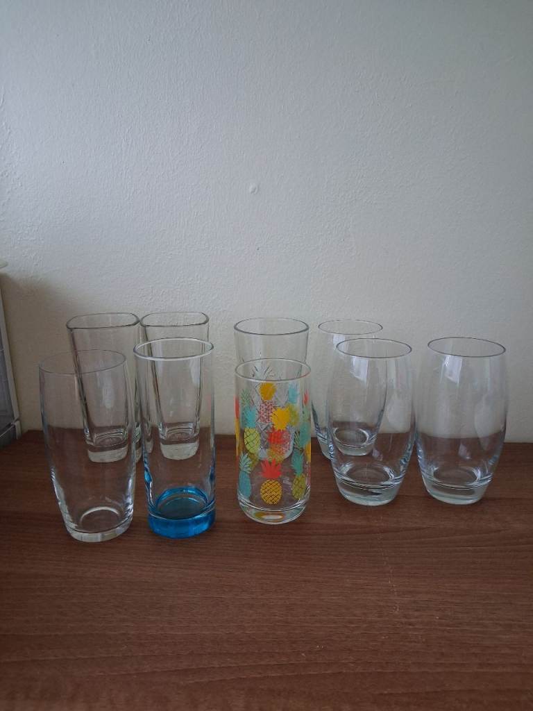 9 glass tumblers