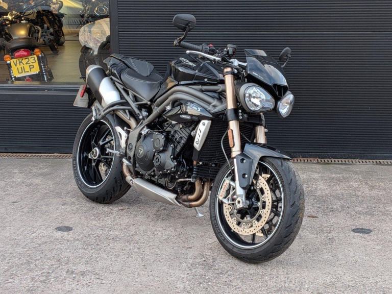 TRIUMPH SPEED TRIPLE 1050 S - 2017 17 - 1 OWNER - FDSH
