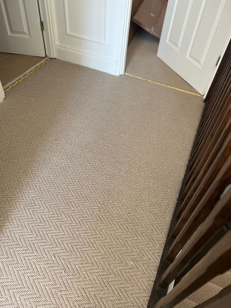 Professional Carpet & Laminate Flooring – Supply & Professional Fitting