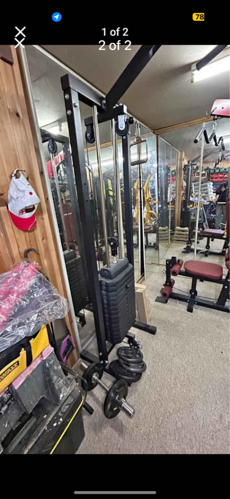 Weight lifting cable crossover