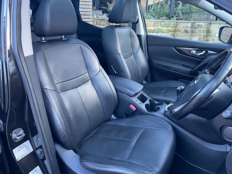 2015 Nissan Qashqai 1.6 dCi Tekna 2WD Euro 6 (s/s) 5dr HATCHBACK Diesel Manual