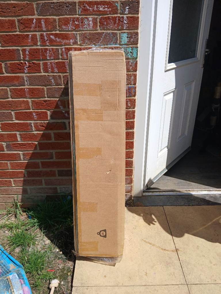 New unopened chicken cage/catio