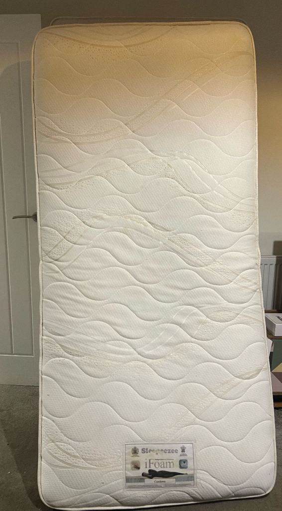 Single bed & Mattress Priced to sell asap