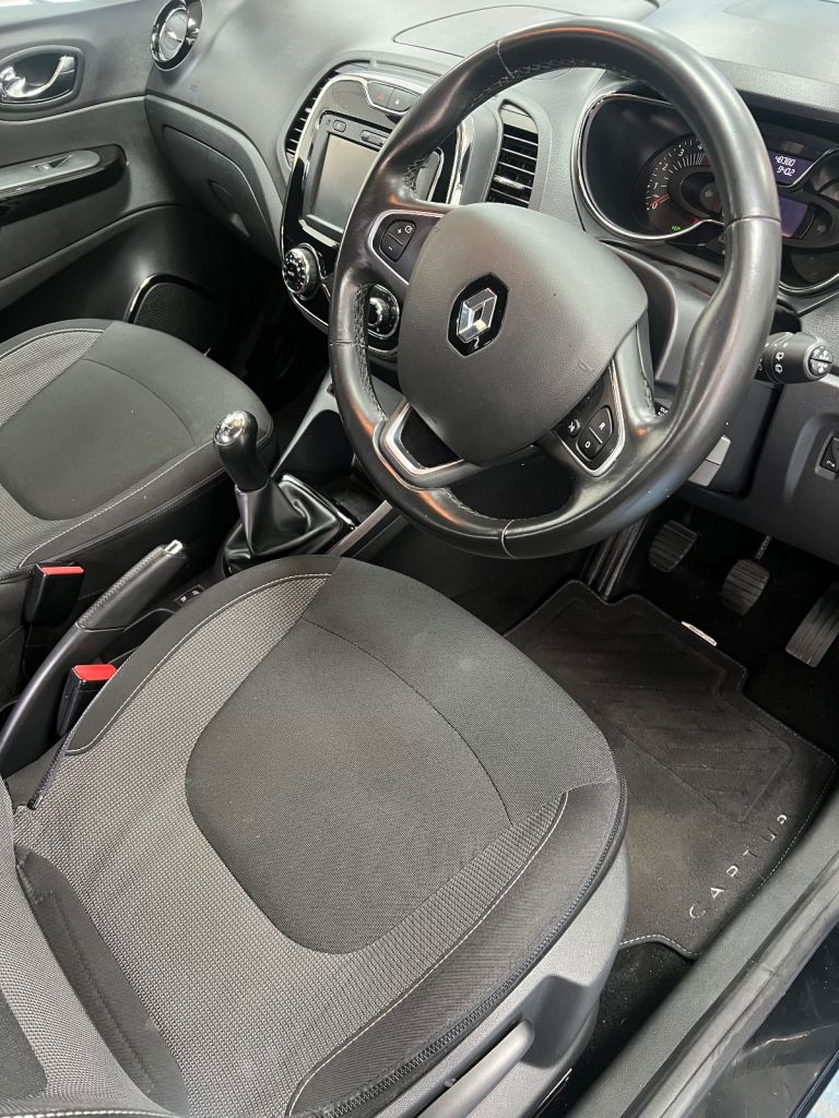 2017 Renault Captur 1.5 dCi 110 Dynamique S Nav 5dr HATCHBACK Diesel  Low miles only 48k 