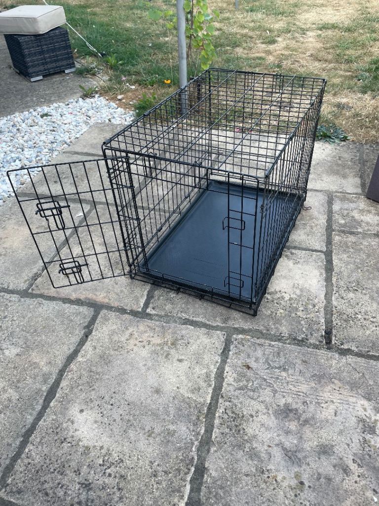 Dog crate medium