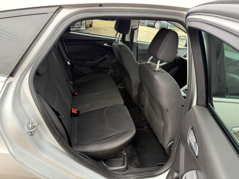 2015 Ford Focus 1.5 TDCi 120 Zetec 5dr HATCHBACK Diesel Manual