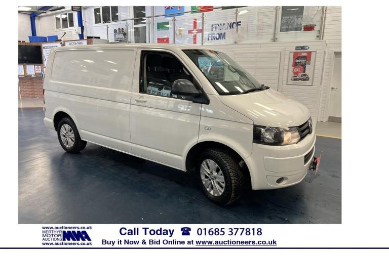 2014 Volkswagen Transporter T28 HIGHLINE 2.0TDI 140PS 4MOTION SWB VAN ---------------------------...