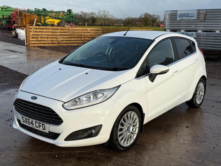 2015 Ford Fiesta 1.0 EcoBoost Titanium 5dr HATCHBACK Petrol Manual