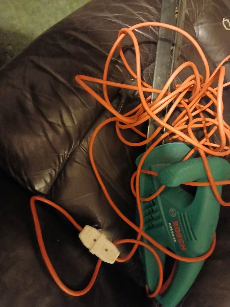 Bosch Electric Hedge Trimmer – Green, Good Condition