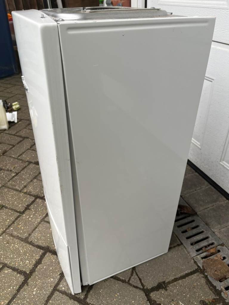 For parts: Bosch Worcester combi boiler (Greenstar 25i ErP)