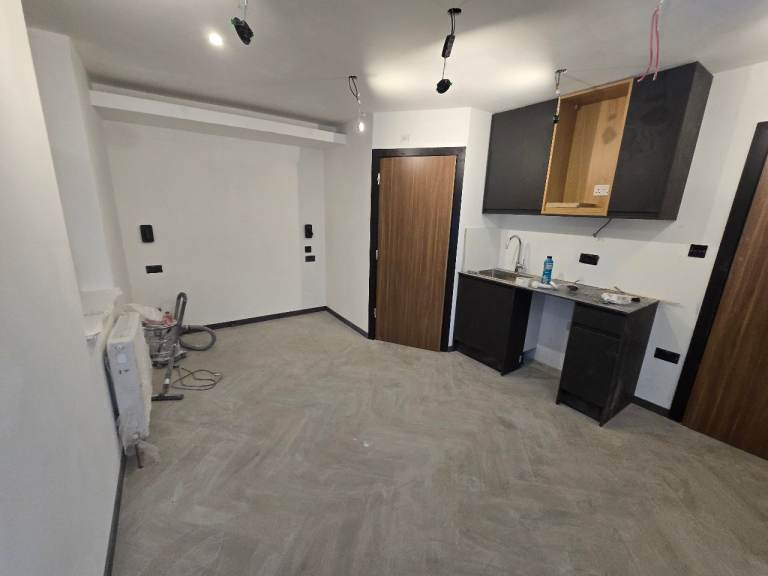 3 high specs studios in Lincoln, High St.