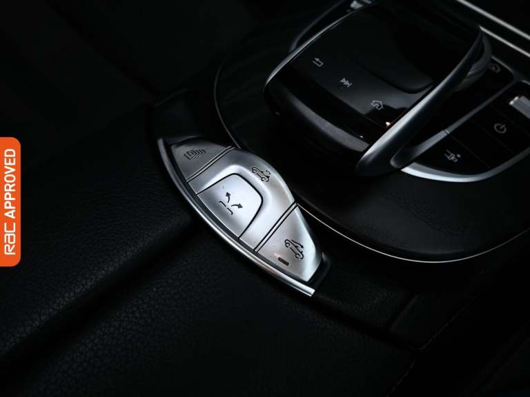 2018 Mercedes-Benz E Class 2.0 E220d AMG Line Cabriolet 2dr Diesel G-Tronic+ Euro 6 (s/s) (194 ps...