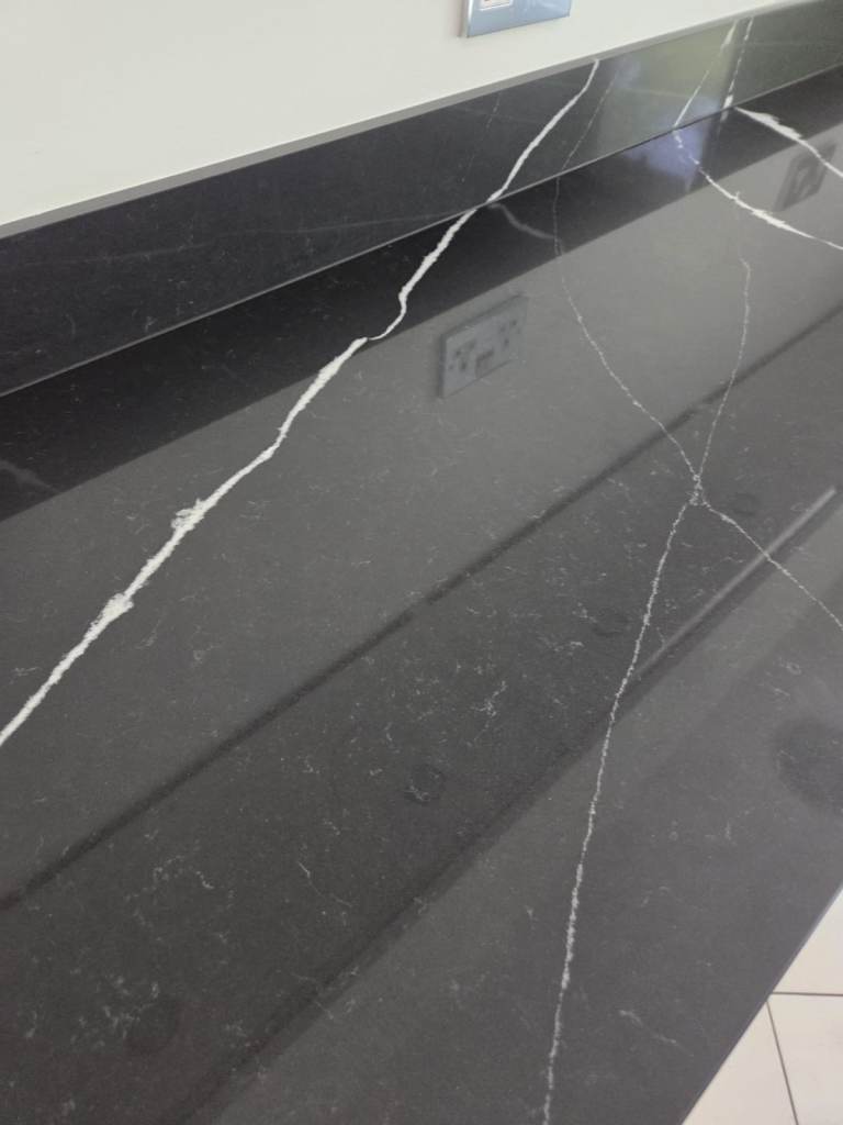 Black Quartz Worktop / Countertop with White Veining