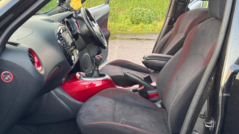 2016 Nissan Juke 1.2 DiG-T N-Connecta 5dr HATCHBACK PETROL Manual