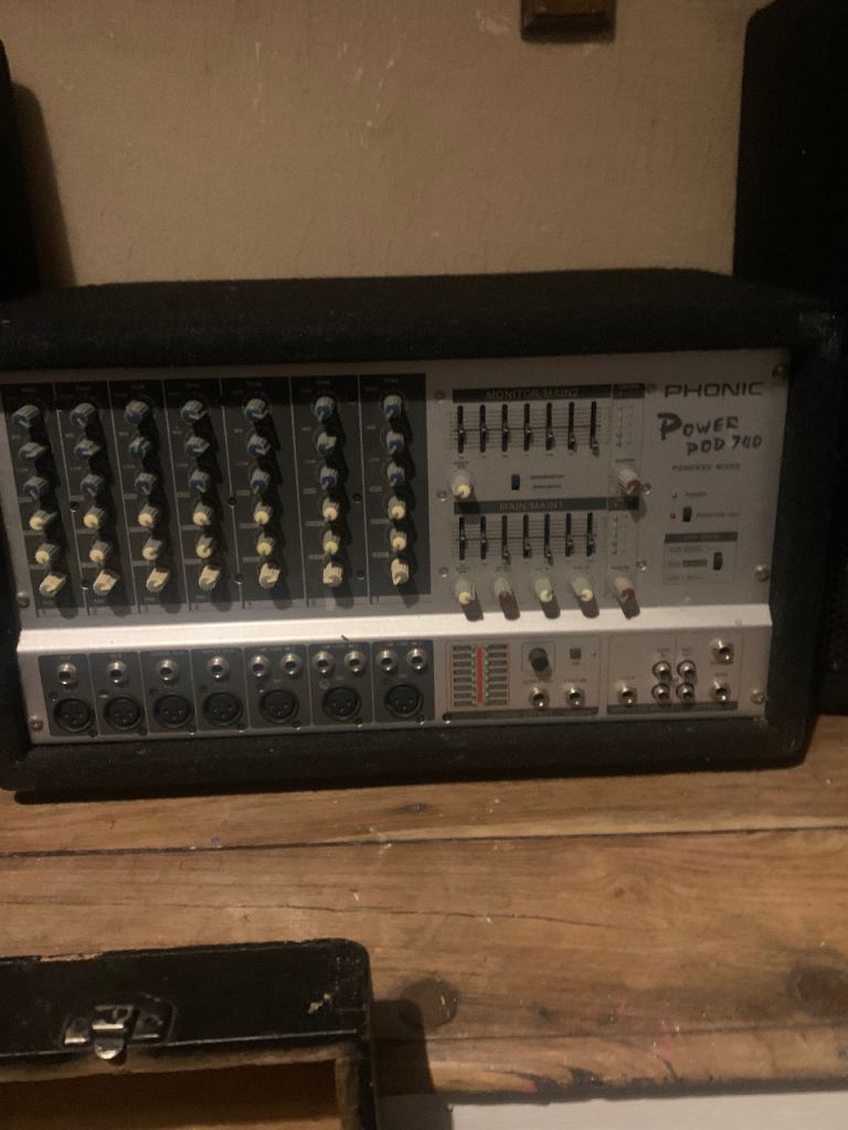 music equipment 