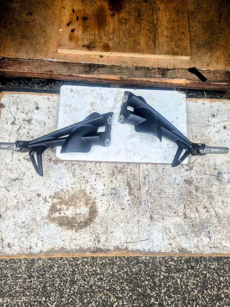 Triumph street triple 675 rear pillion hangers