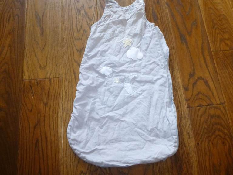 2 neutral grey  0-6 month baby  sleeping  bags