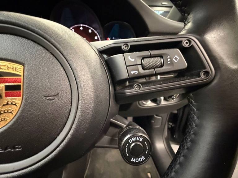 2022 M PORSCHE MACAN 2.9T V6 S SUV 5DR PETROL PDK 4WD EURO 6 (S/S) (380 PS)