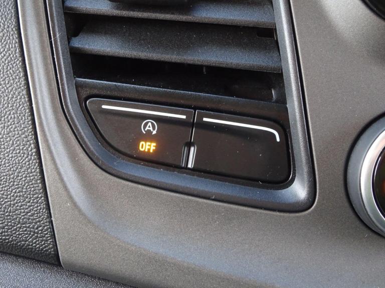 2021 Ford Transit Custom 2.0 320 EcoBlue Trend Kombi L2 H1 Euro 6 (s/s) 5dr MPV Diesel Manual