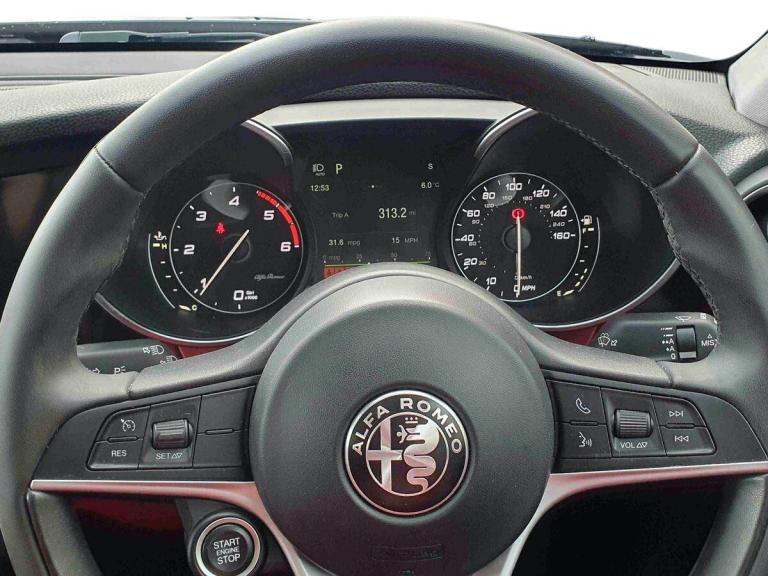 2019 Alfa Romeo Giulia 2.2 JTDM-2 Super 4dr Auto SALOON DIESEL Automatic