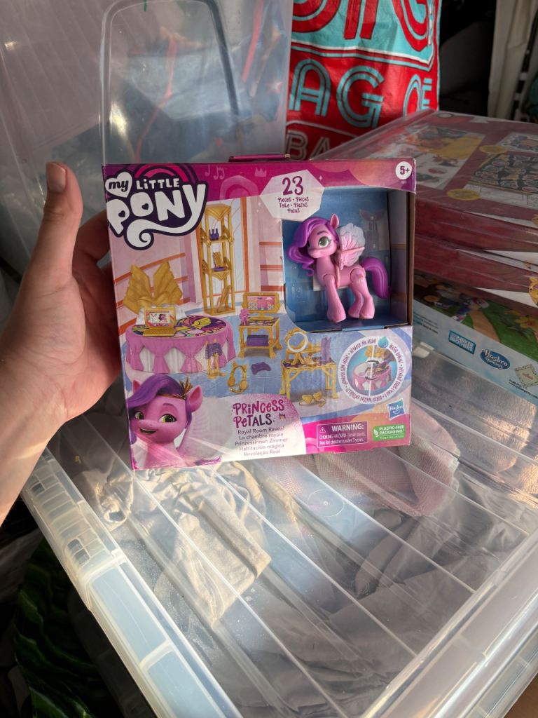 NEW My Little Pony Princess Petals Toy Set