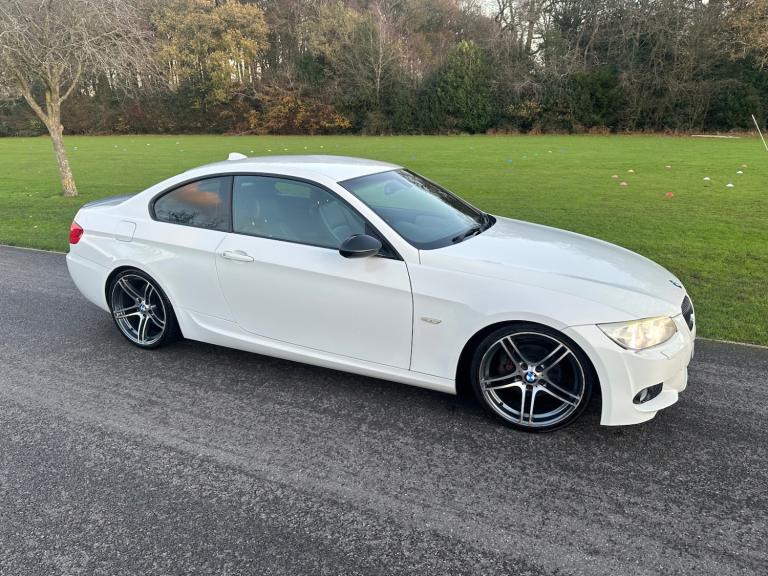 2012 BMW 3 Series 318i Sport Plus 2dr good spec  COUPE Petrol Manual